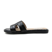 Women Cushioned Stone Pattern Flat Sandal
