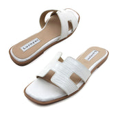 Women Cushioned Stone Pattern Flat Sandal