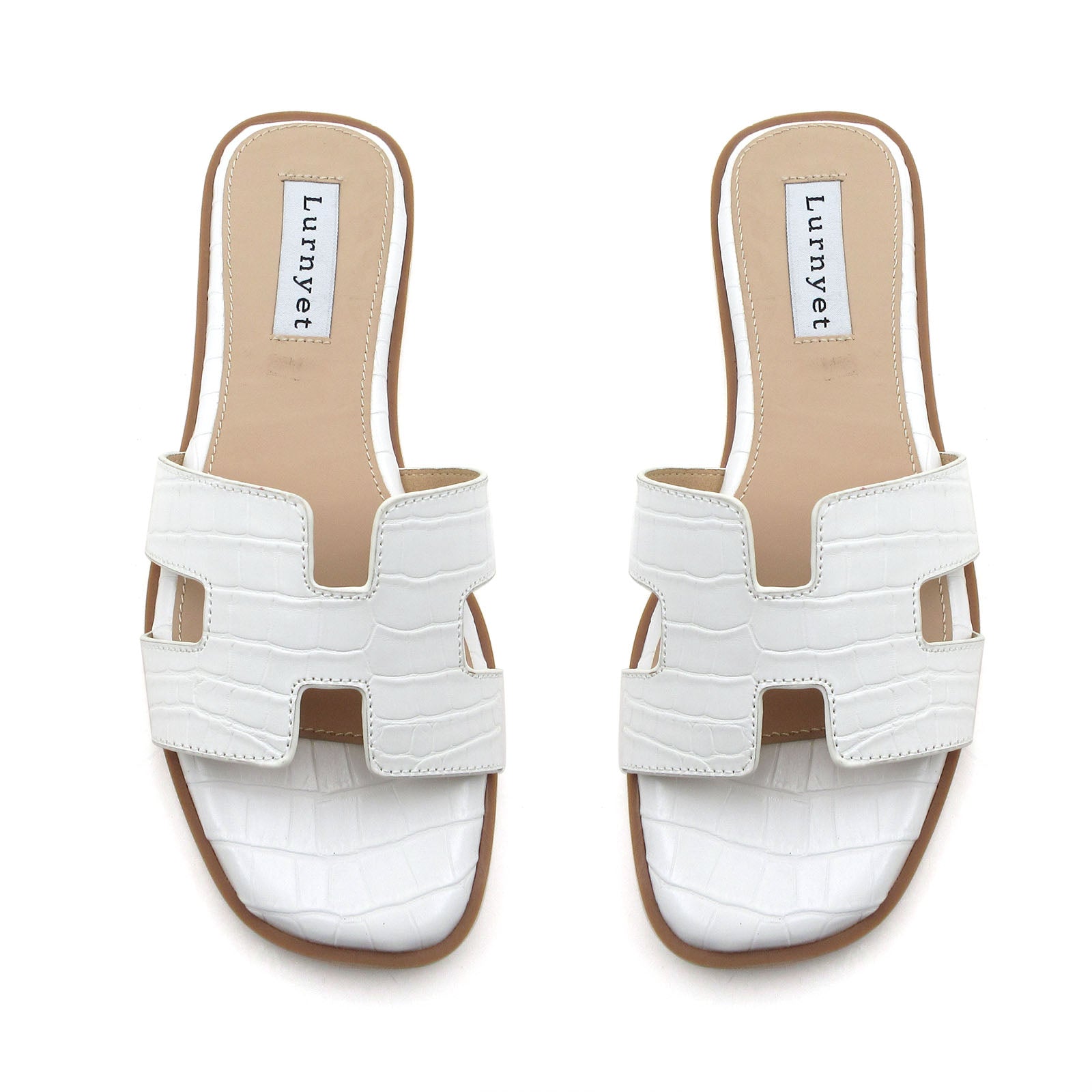 Women Cushioned Stone Pattern Flat Sandal