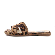 Women Cushioned Stone Pattern Flat Sandal
