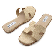 Women Cushioned Patent Rock Pattern Flat Sandals