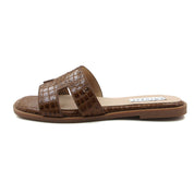Women Cushioned Patent Rock Pattern Flat Sandals