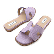 Women Cushioned Patent Rock Pattern Flat Sandals