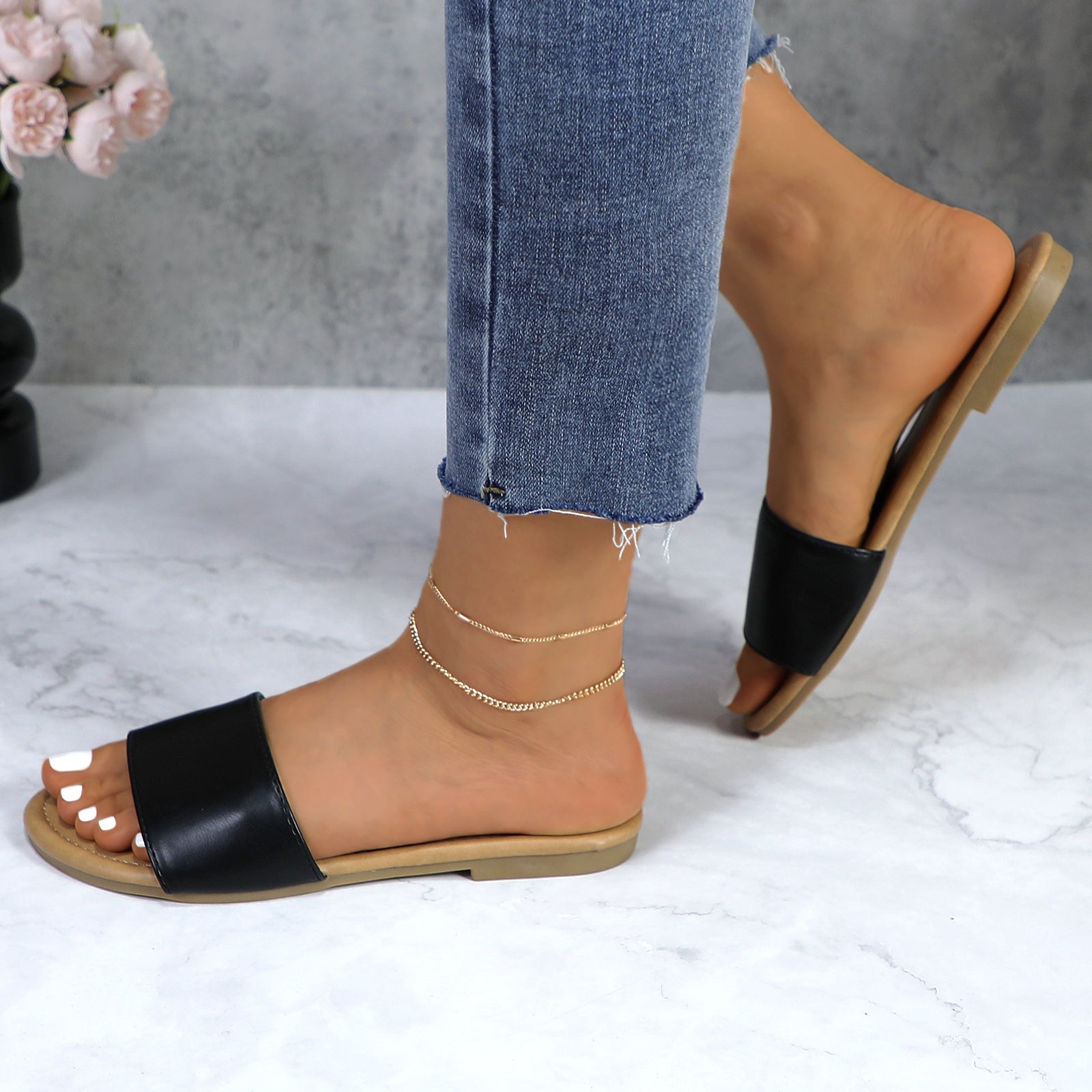 Lurnyet Women Classic Slide Sandals Faux Leather Tan Footbed Casual Flat Slip-On