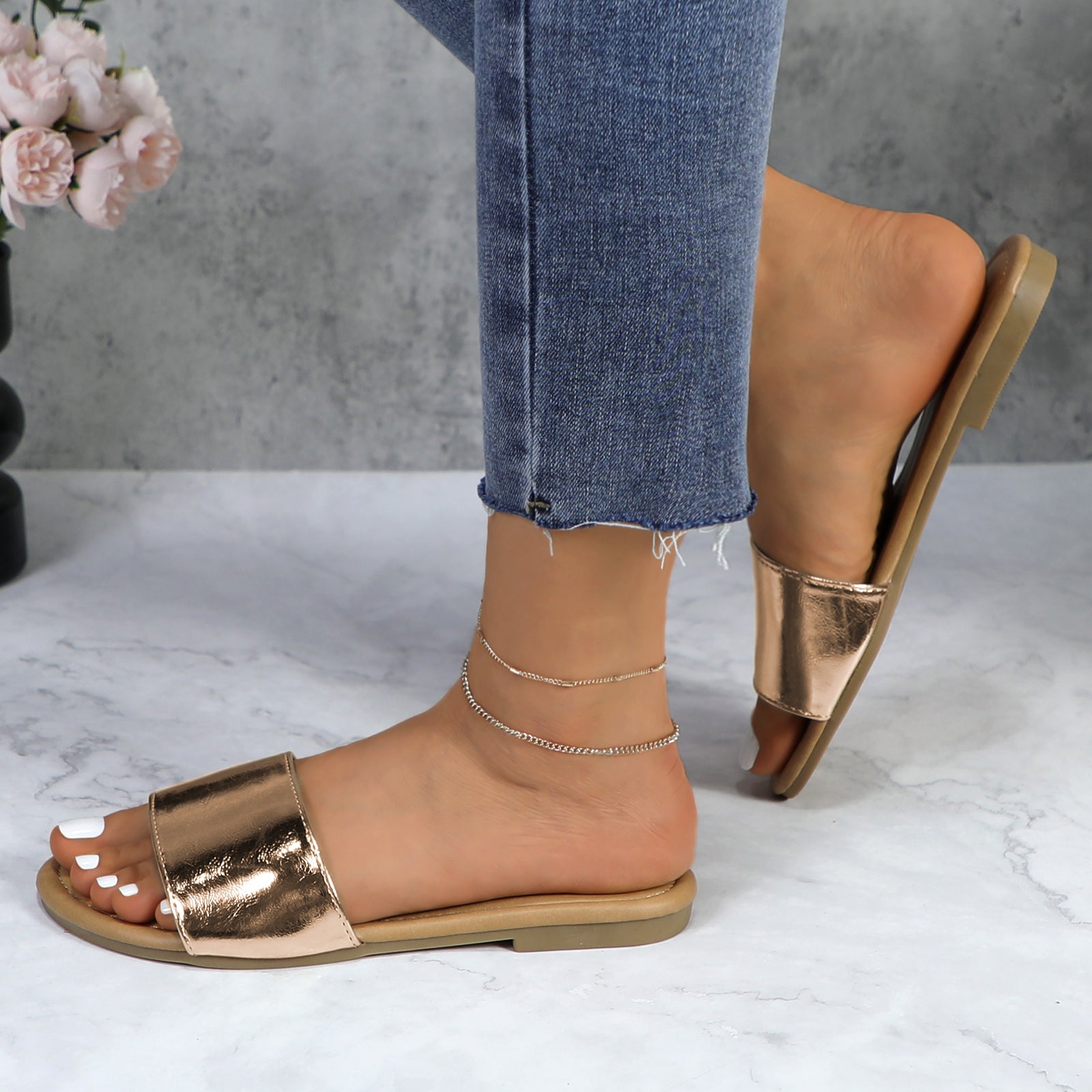 Lurnyet Women Classic Slide Sandals Faux Leather Tan Footbed Casual Flat Slip-On