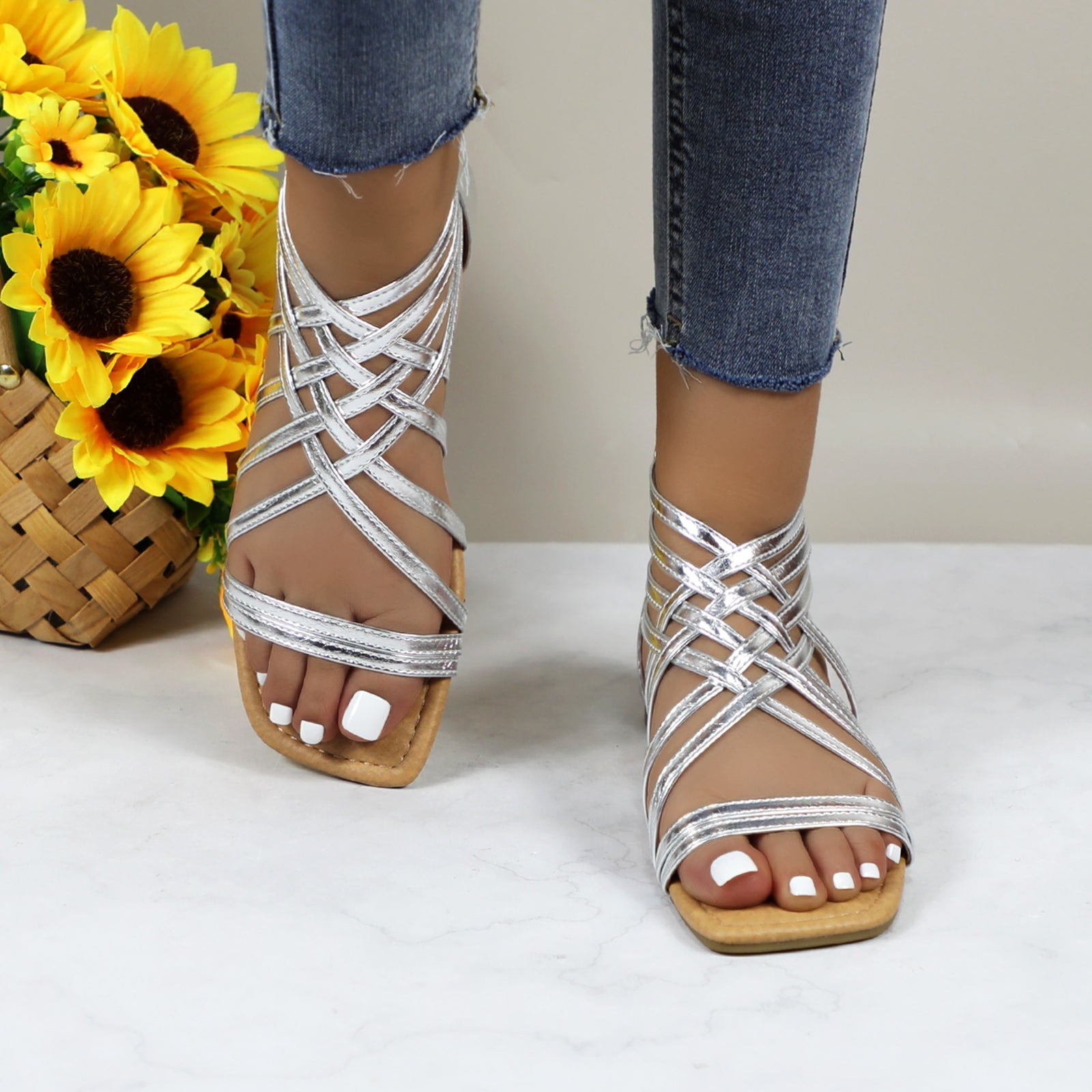 Women Roman Gladiator Muliti Straped Back Zip Design Flat Heel Sandals